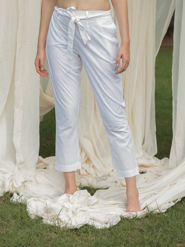 Shuddhi White Straight pants